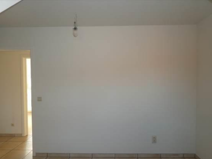 A spacious duplex (49m² living space) with a sunny terrace. - 4