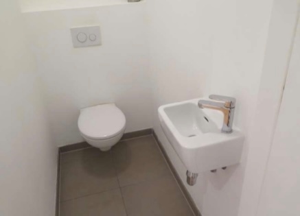 Room available in a spacious and new apartment - 4