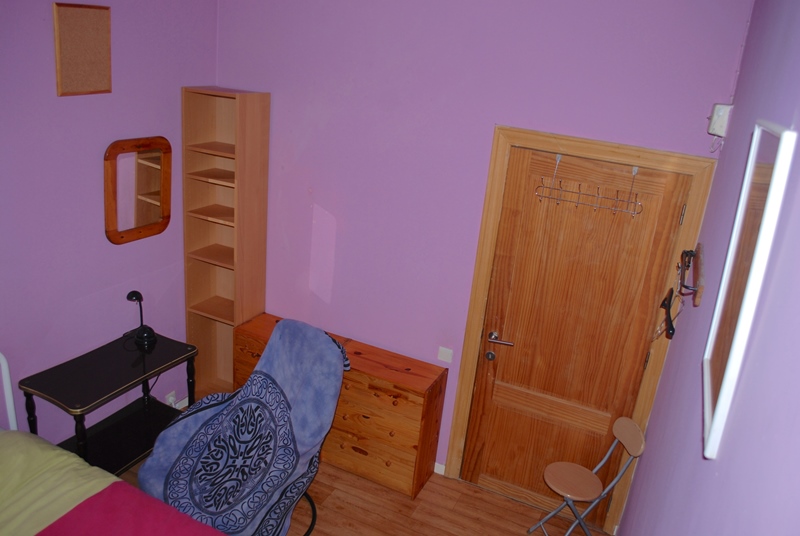 Room near Antwerp central station - 2