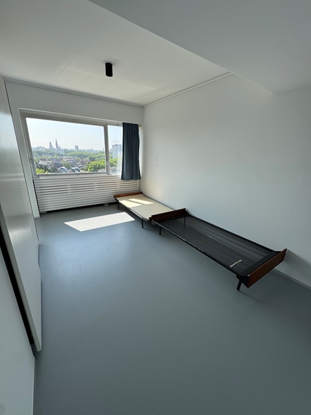 Student wanted for housesitting/hospital living on the Left Bank - 2