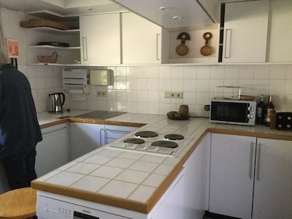 quietly situated family home - 5