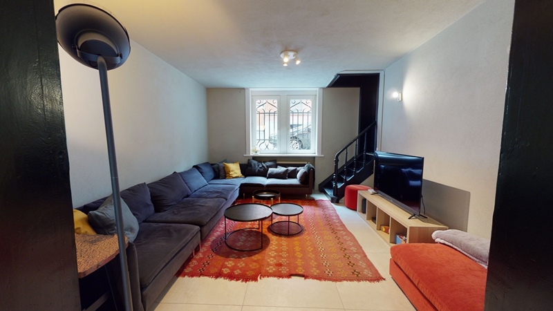 Calm room with private bathroom in a friendly shared house - 4