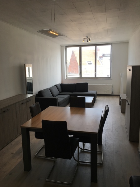 Apartment with 3 separate bedrooms available November 1, 2025 - 2