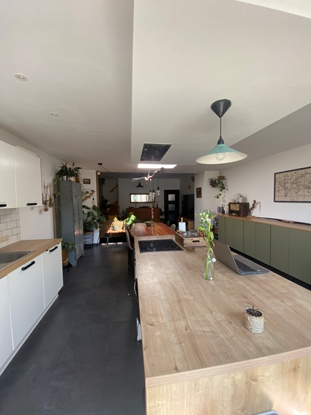 Spacious bedroom - 5