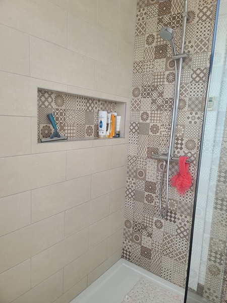 Chambre meublée + SDD - 5