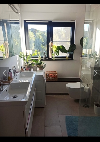 Room with private bathroom for rent - 5