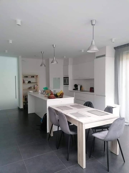 Bright, Cozy and modern house 10 min from the center - 3