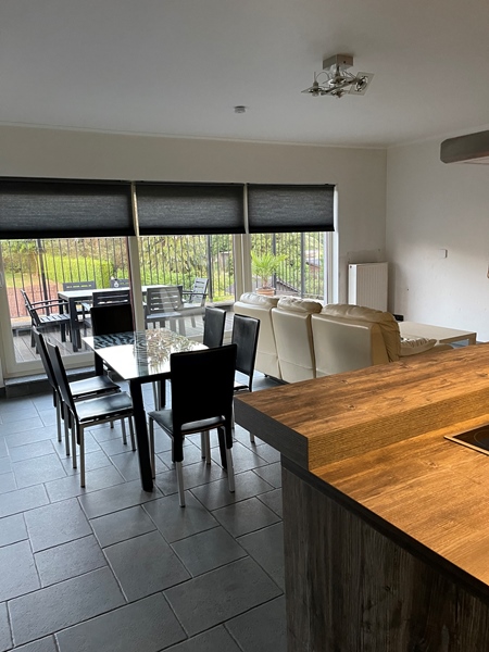 Large apartment in detached house with spacious terrace. - 3