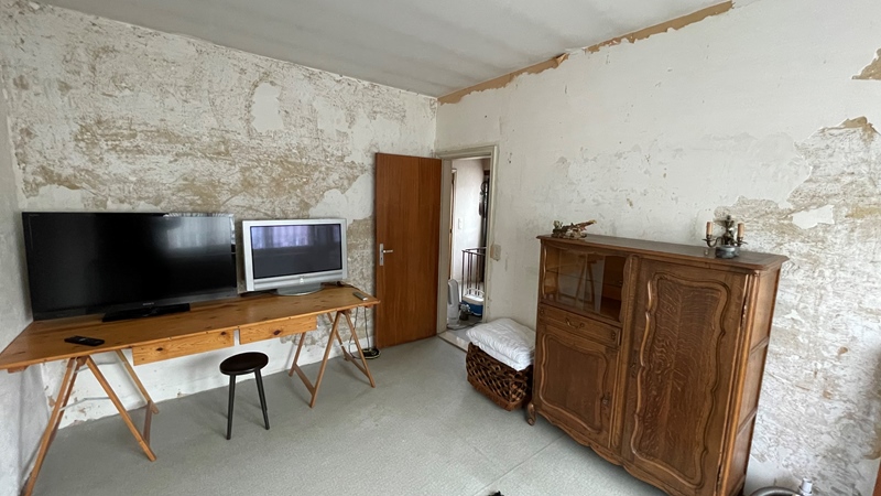 Characterful semi-detached house - 5