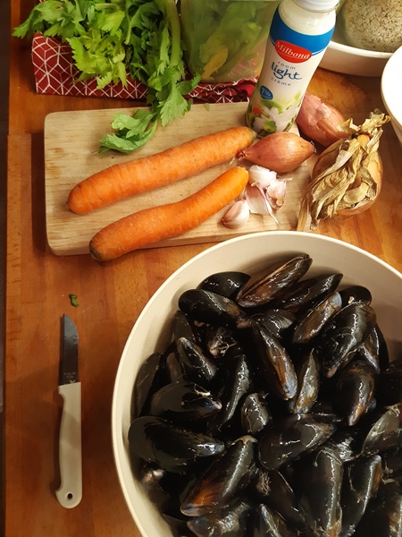 1 to 2 rooms available - 4