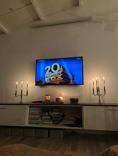 Looking for a cool roommate - 4