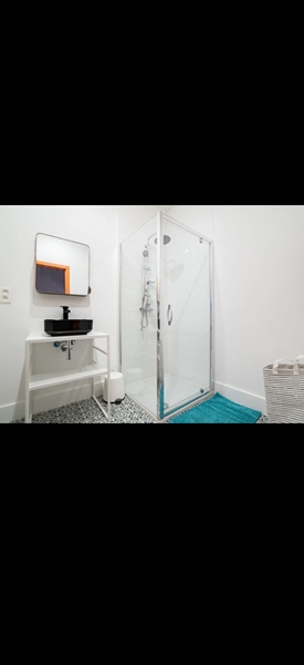 Looking for a replacement – Room 4 in the Henri house - 3