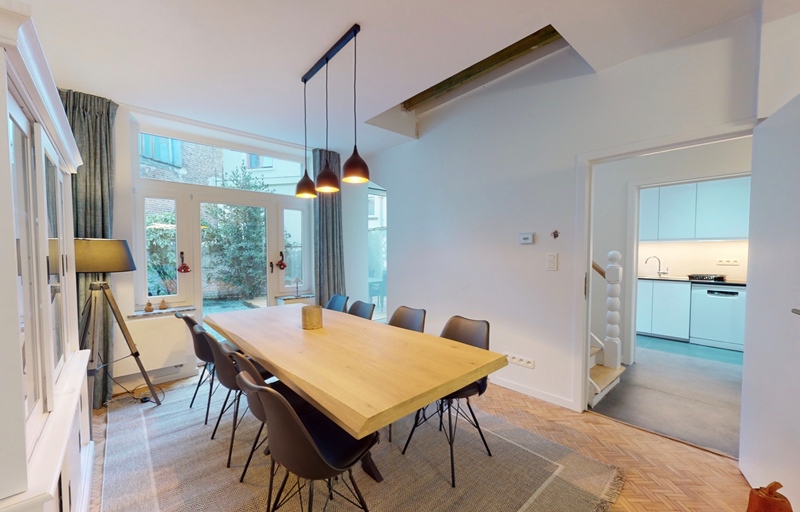 Vandenbussche: renovated mansion near Josaphat park - 3