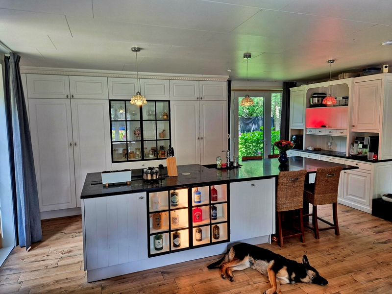 Quiet house in a forest - 3