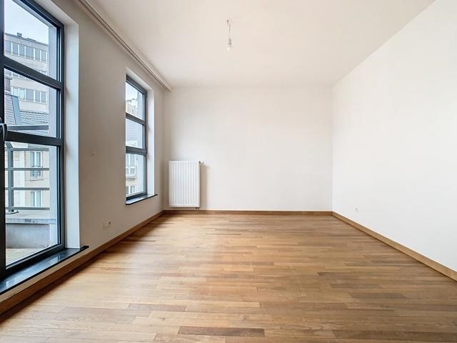 Looking for a Flatmate in a Spacious 3-Bedroom Apartment Nea - 3