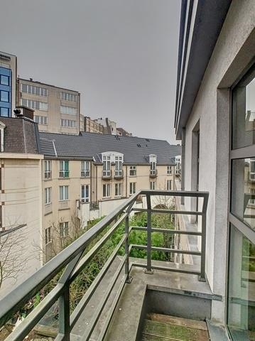 Looking for a Flatmate in a Spacious 3-Bedroom Apartment Nea - 5