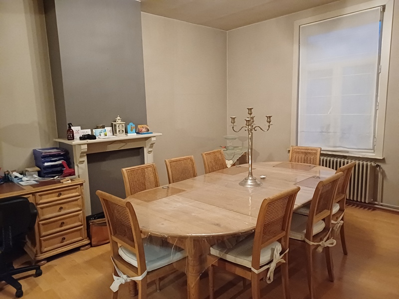 Spacious townhouse near the center of Waregem - 3