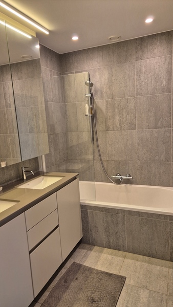 Sharing apartment - 3